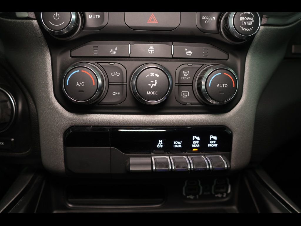 Used 2023 RAM 1500 Big Horn AWD/4WD image 28