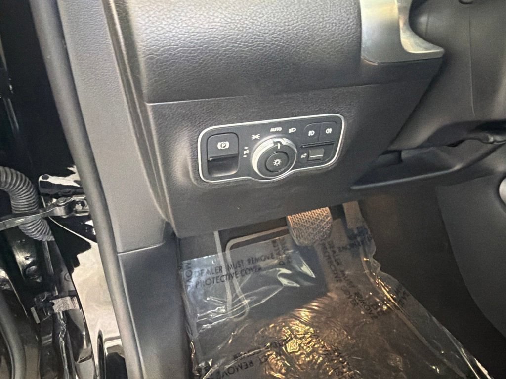 Used 2022 Mercedes-Benz GLB 250 image 49