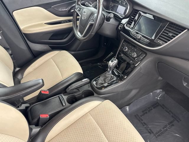 Used 2022 Buick Encore Preferred w/ Safety Package II AWD/4WD image 23
