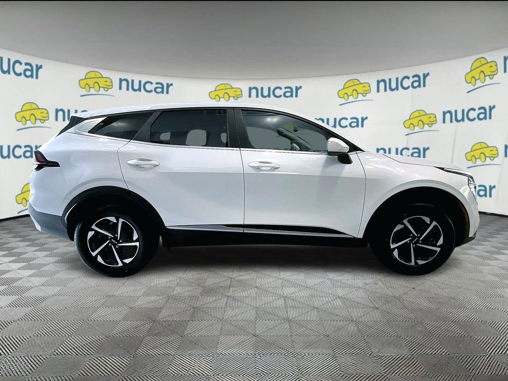 Used 2023 Kia Sportage LX image 7