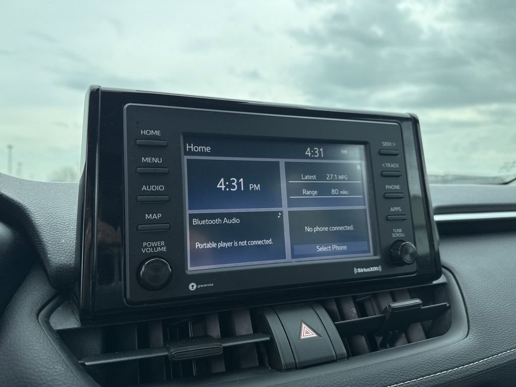 Used 2020 Toyota RAV4 LE w/ All Weather Liner Package AWD/4WD image 20