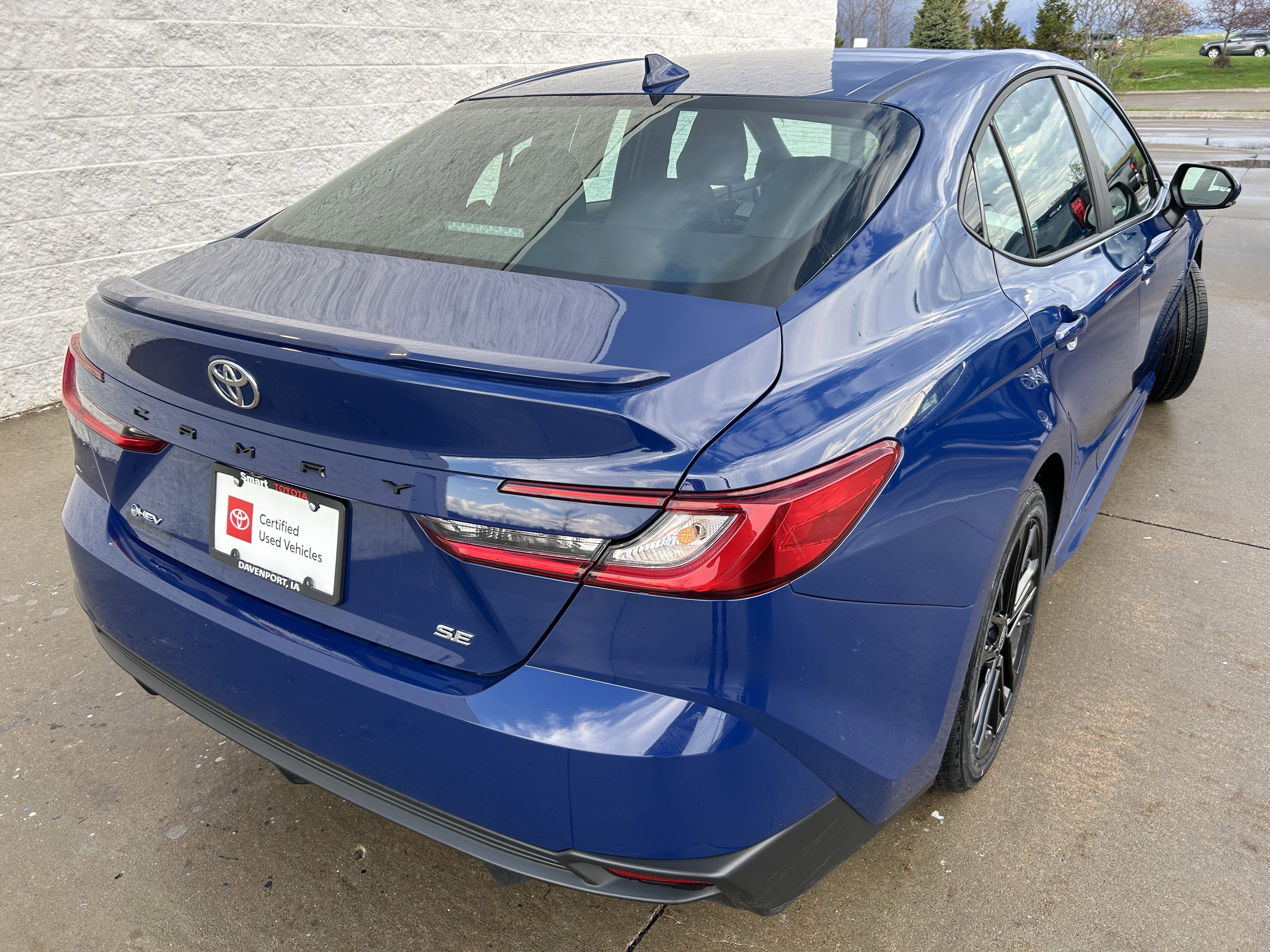 Certified 2025 Toyota Camry SE FWD image 6
