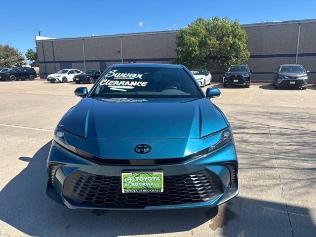 Used 2026 Toyota Camry SE w/ Convenience Package FWD image 2