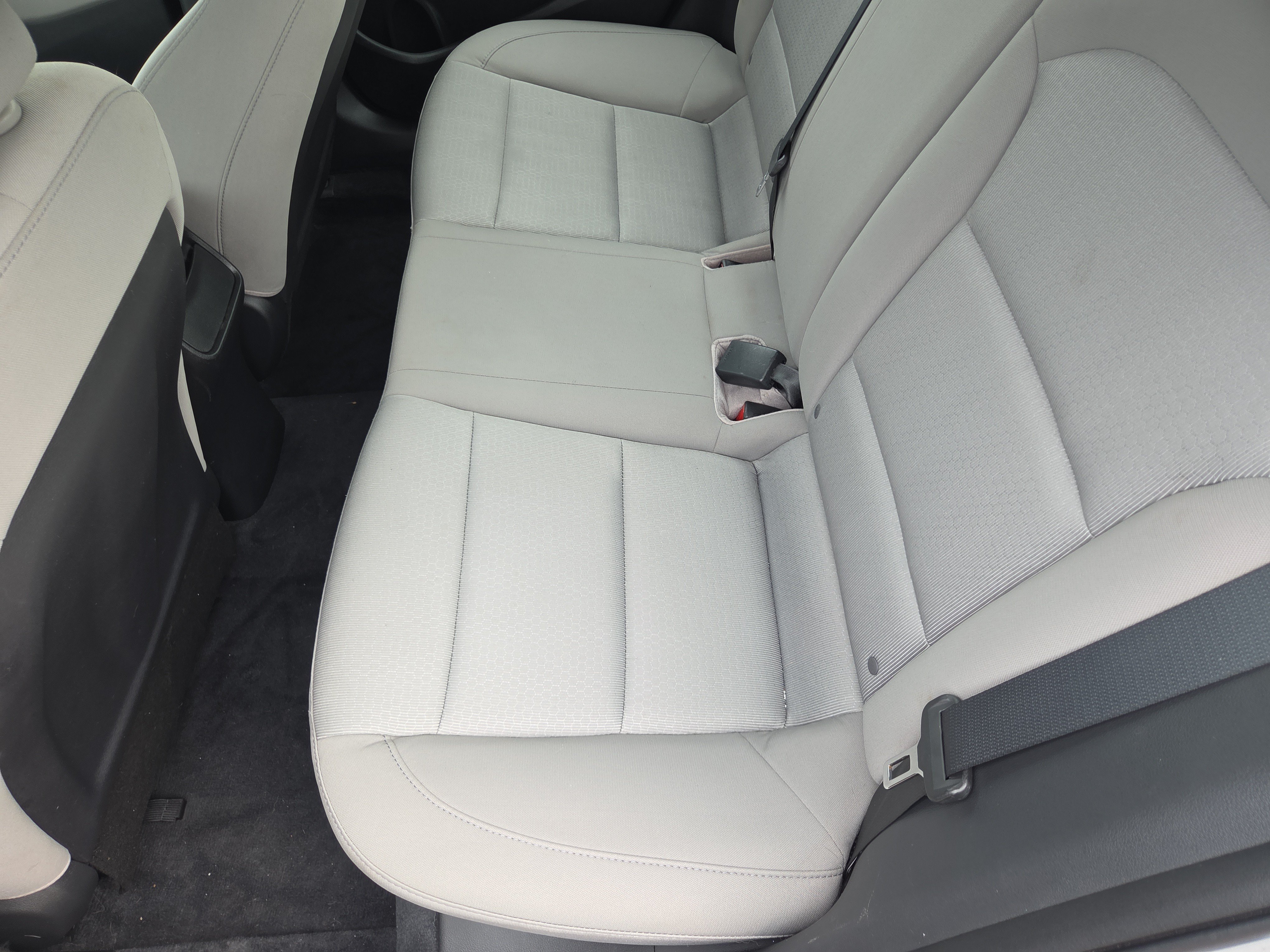 Used 2017 Hyundai Elantra SE FWD image 18