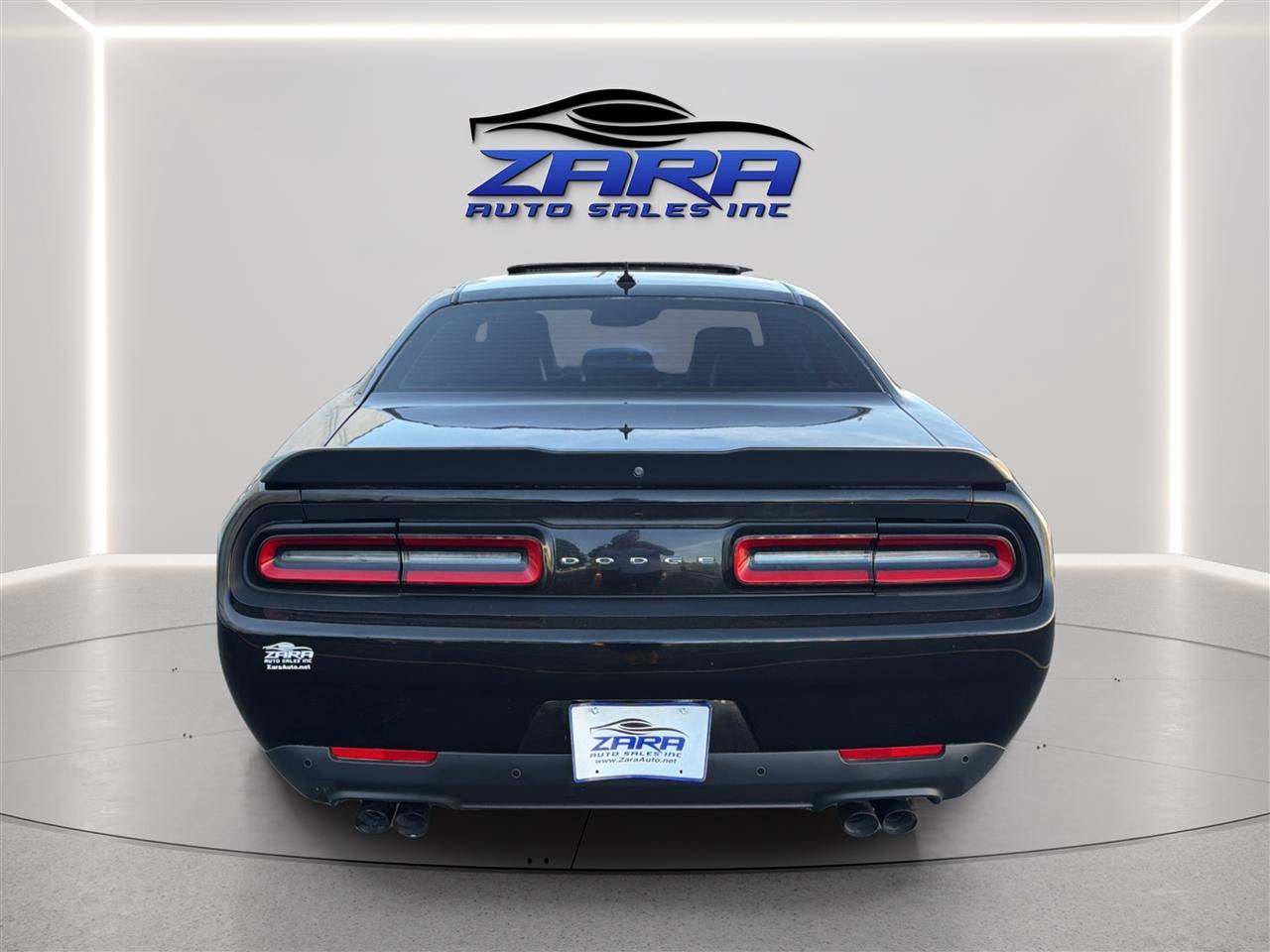 Used 2016 Dodge Challenger R/T Plus RWD image 6