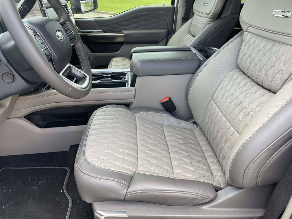 New 2026 Ford F350 Platinum w/ Platinum Plus Package AWD/4WD image 13