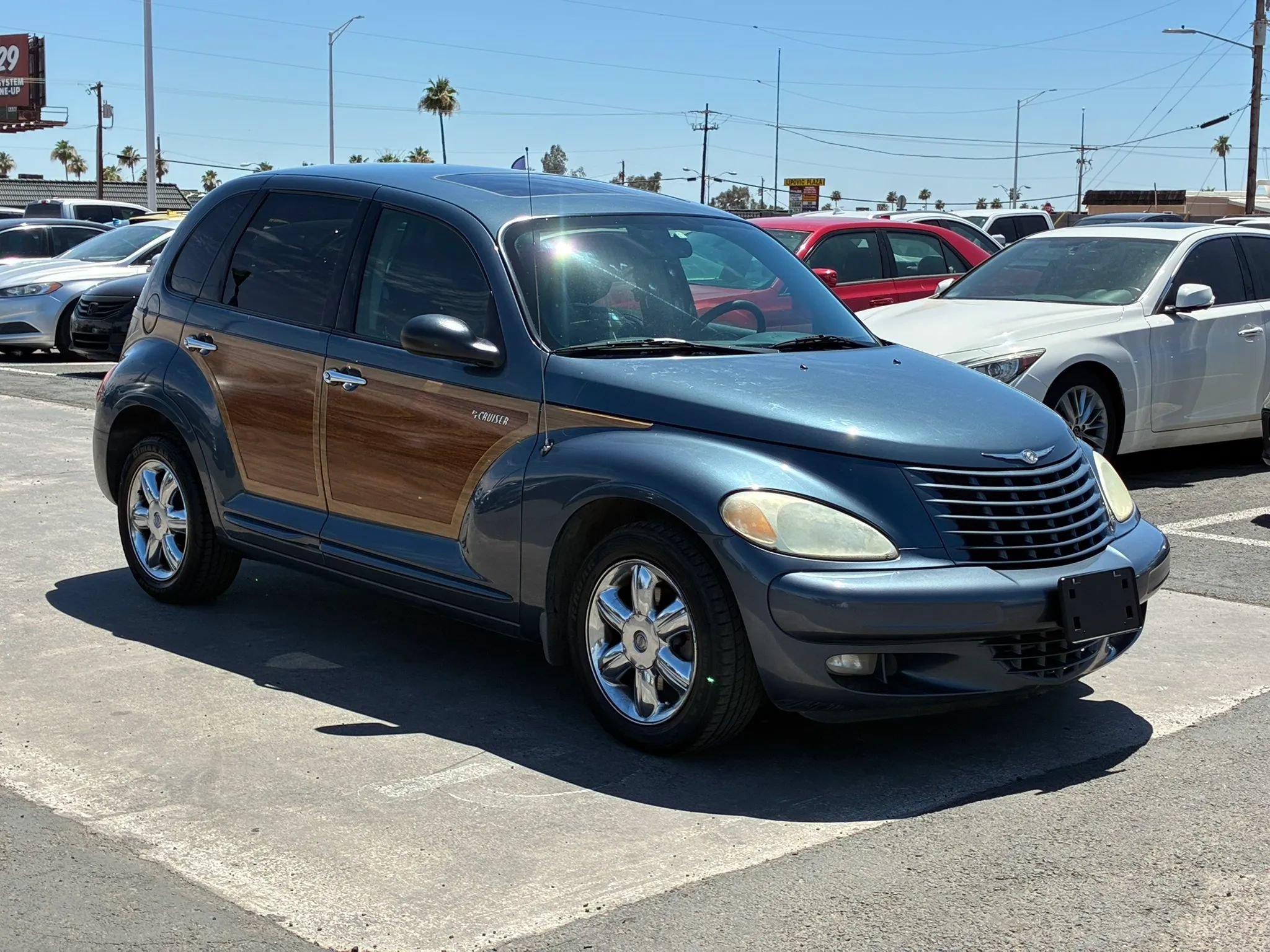 Used 2003 Chrysler PT Cruiser Limited FWD image 12