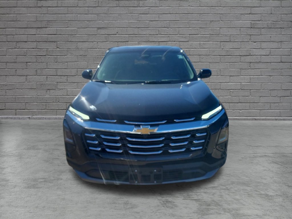 New 2027 Chevrolet Equinox LT w/ LPO, Floor Liner Package AWD/4WD image 2