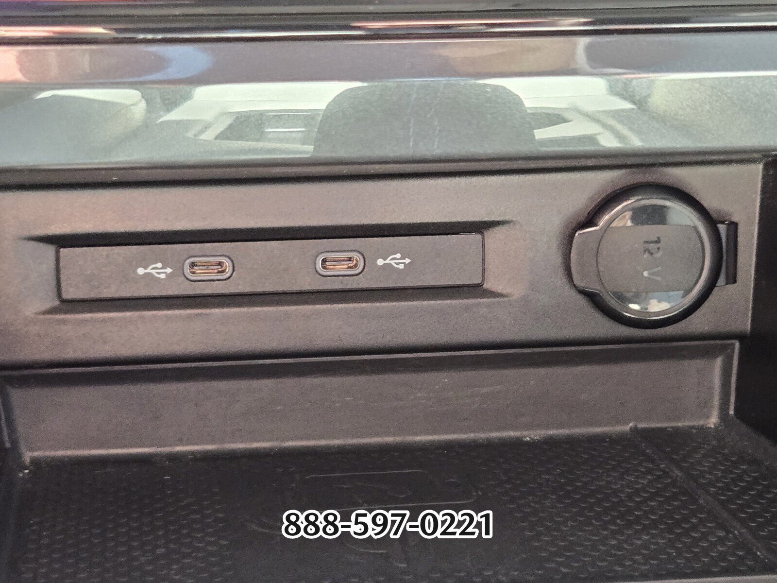 Used 2023 Volkswagen Tiguan SE image 22