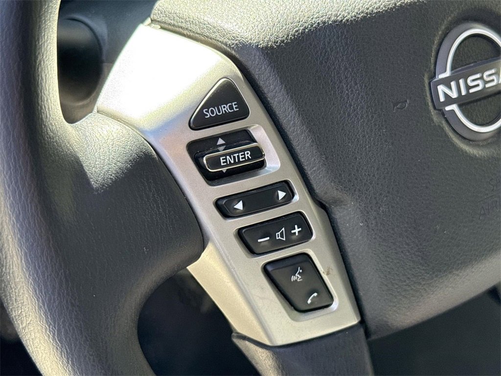 Used 2023 Nissan Titan SV image 31