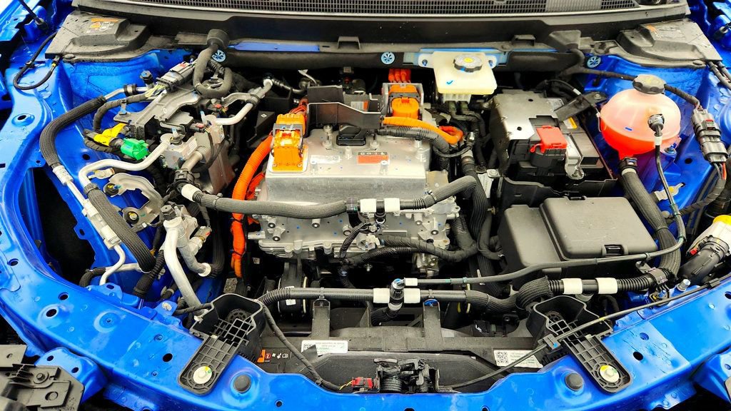 Used 2025 Cadillac Optiq Luxury 1 image 26