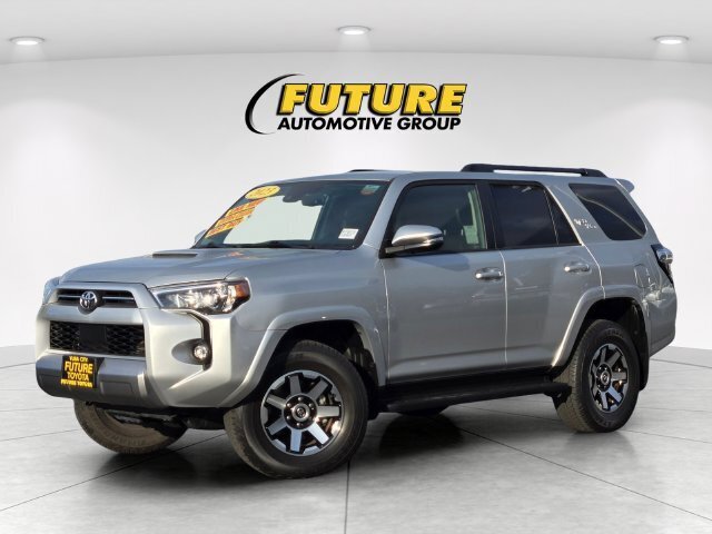 Certified 2023 Toyota 4Runner TRD Off-Road Premium AWD/4WD image 10