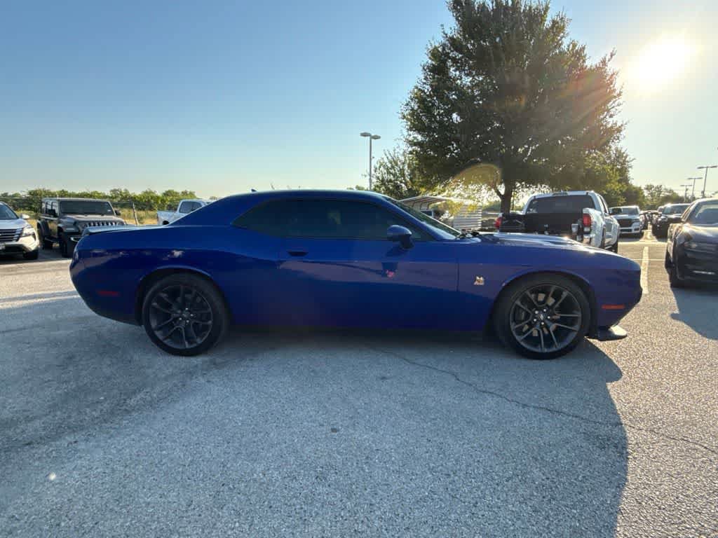 Used 2022 Dodge Challenger R/T Scat Pack RWD image 7