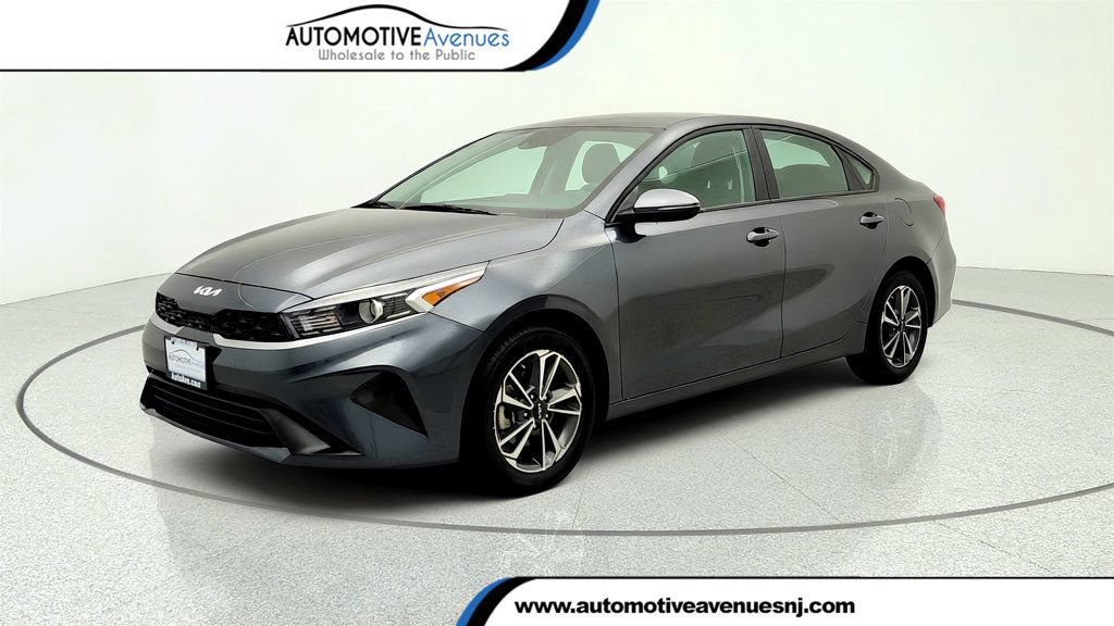 Used 2023 Kia Forte LXS w/ LXS Technology Package