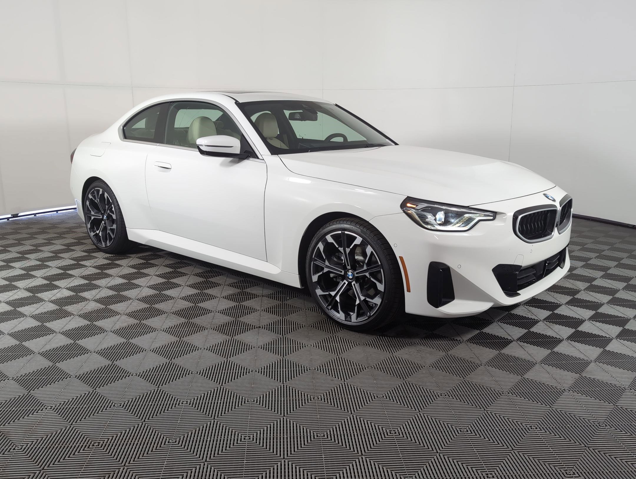 Used 2026 BMW 230i 230i (230i Coupe) w/ Premium Package image 6