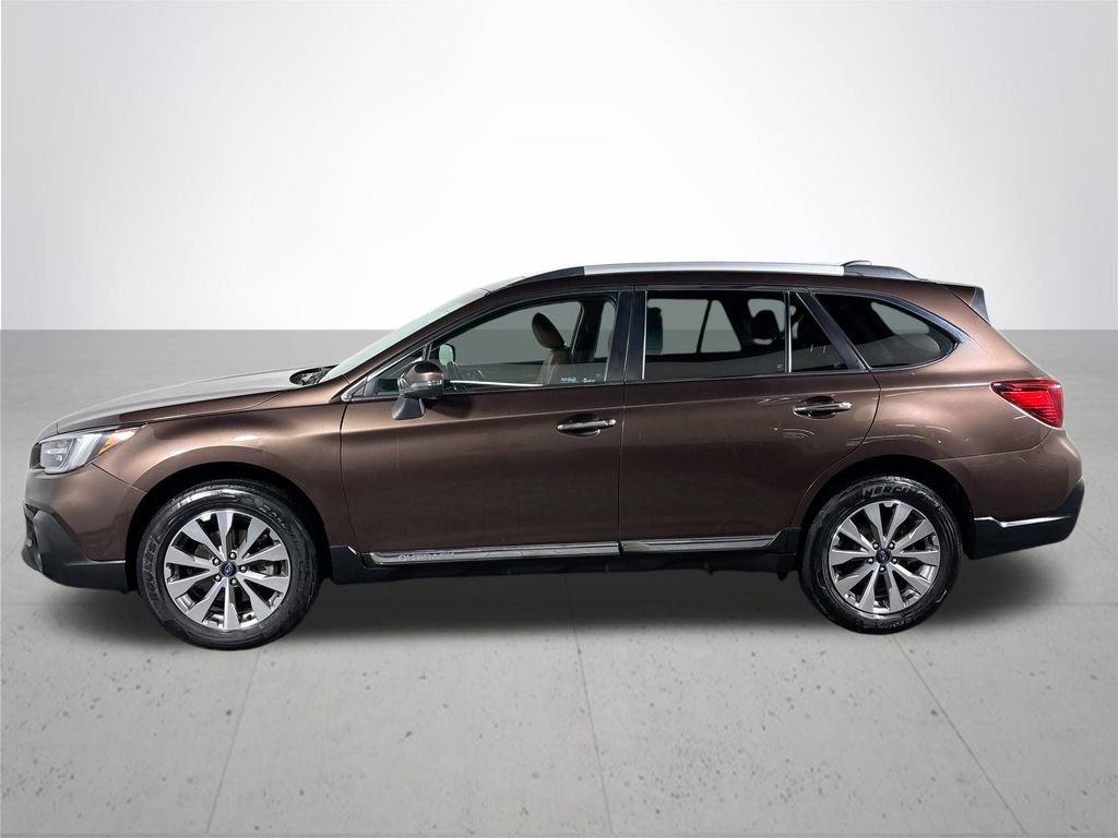Used 2019 Subaru Outback 2.5i Touring w/ Popular Package #3A image 9
