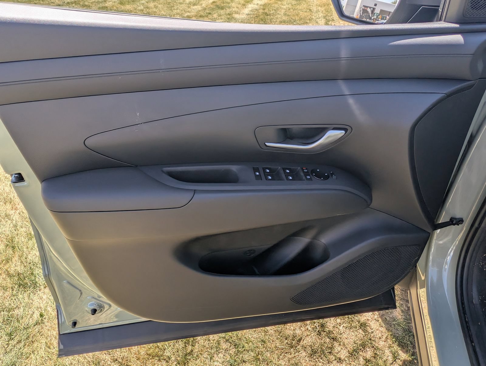 Certified 2025 Hyundai Santa Cruz SE FWD image 7