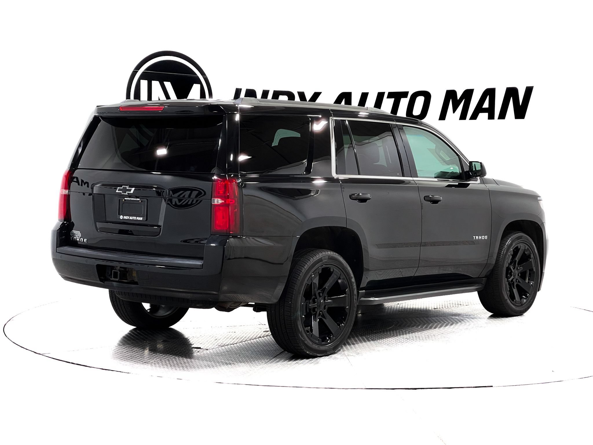 Used 2018 Chevrolet Tahoe LS AWD/4WD image 4