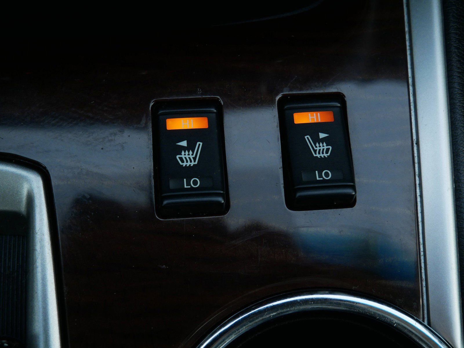 Used 2015 Nissan Pathfinder SL image 21