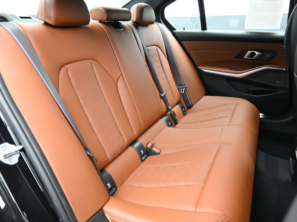 Used 2025 BMW M3 w/ Parking Assistance Package image 27