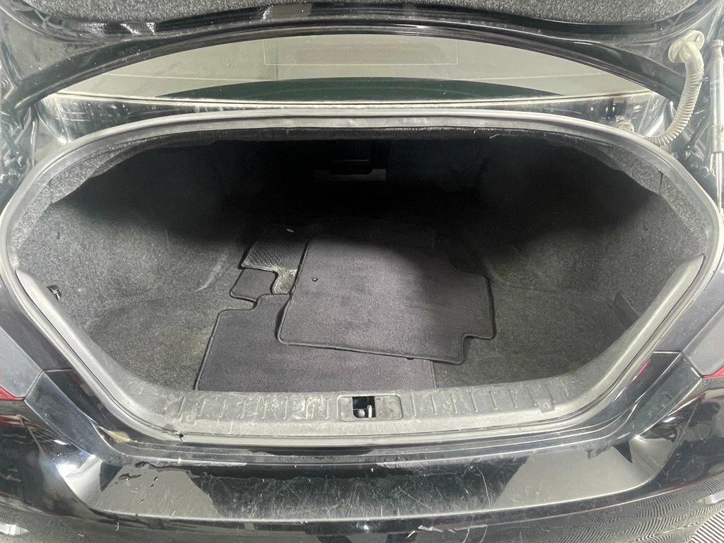 Used 2017 INFINITI Q70 L 3.7 image 7