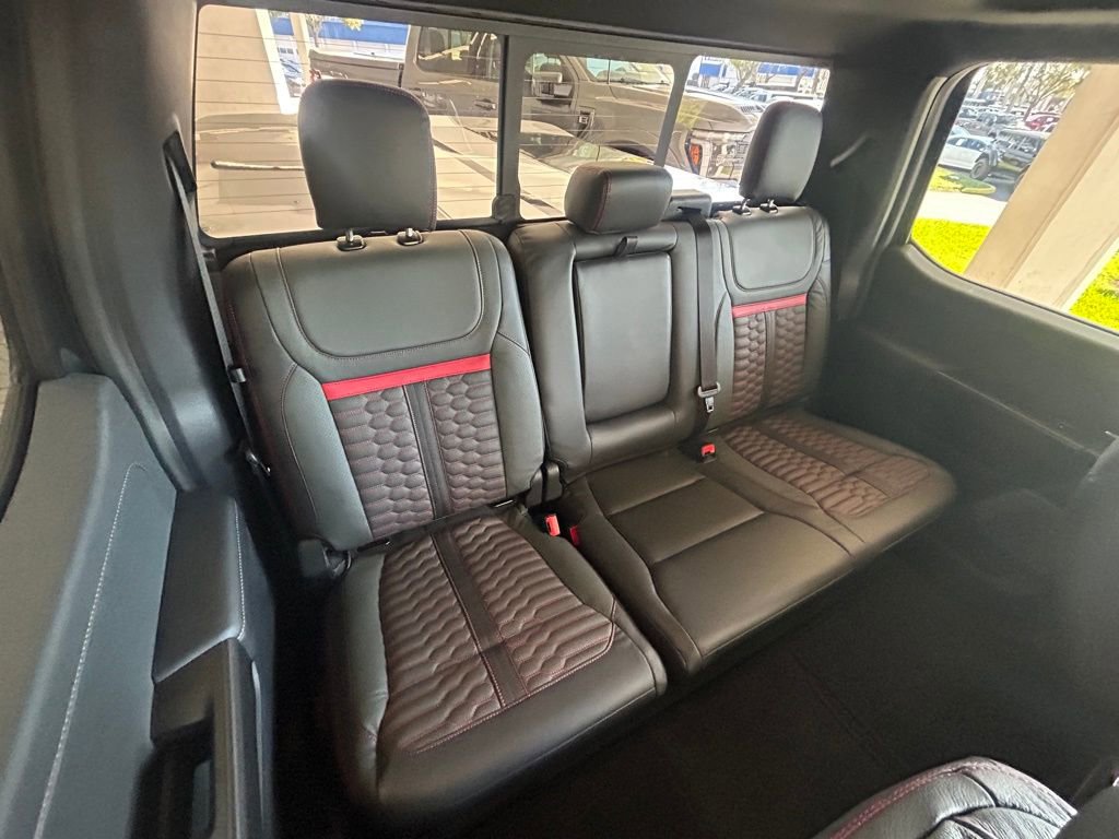 New 2025 Ford F150 Lariat w/ Equipment Group 501A Mid image 31