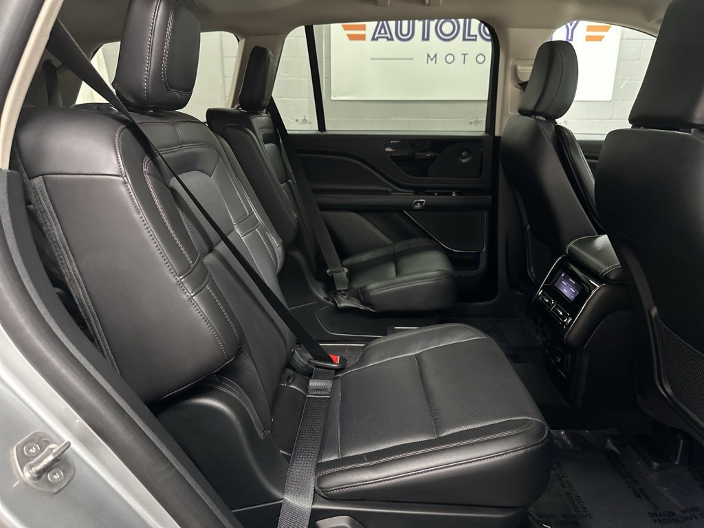 Used 2023 Lincoln Aviator Reserve w/ Equipment Group 201A image 43