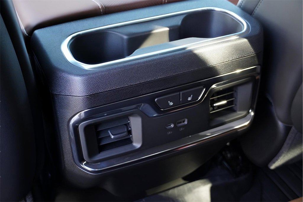 New 2026 GMC Sierra 2500 Denali Ultimate w/ Max Trailering Package image 32