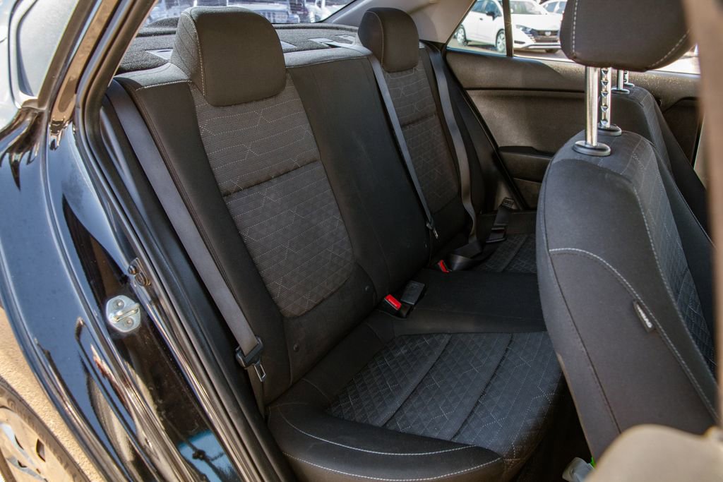 Used 2018 Kia Rio LX image 12