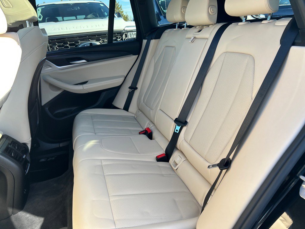 Used 2024 BMW X3 xDrive30i w/ Premium Package image 12