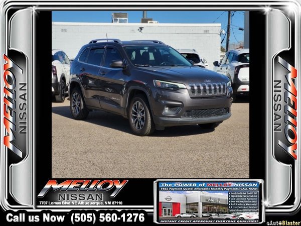 Used 2019 Jeep Cherokee Latitude Plus w/ Cold Weather Group image 2