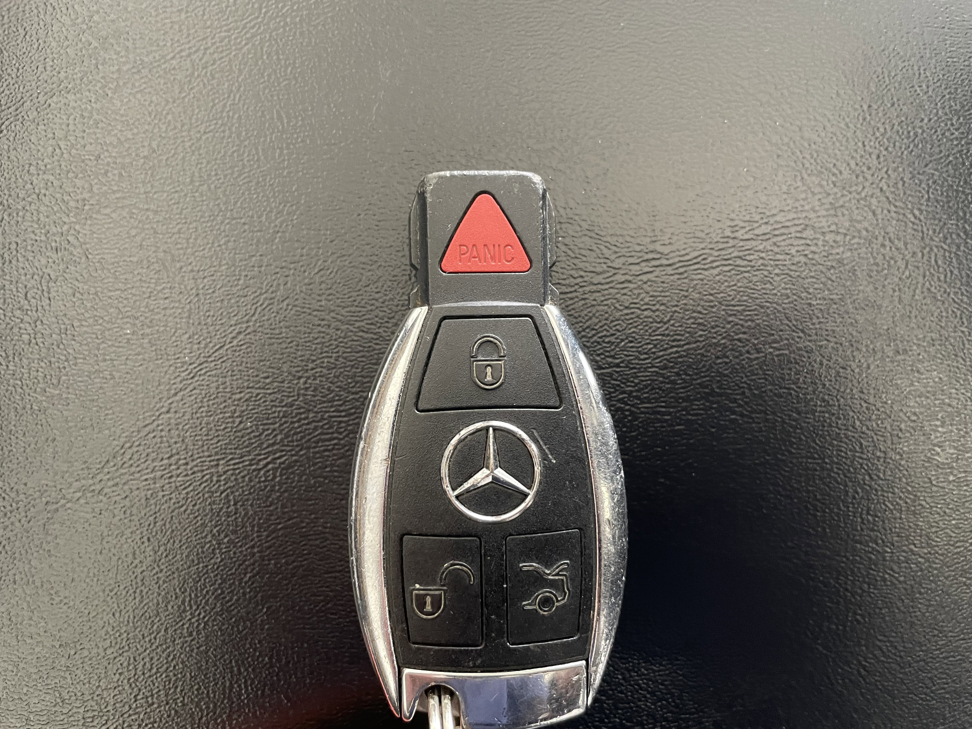 Used 2015 Mercedes-Benz GLK 350 4MATIC image 23