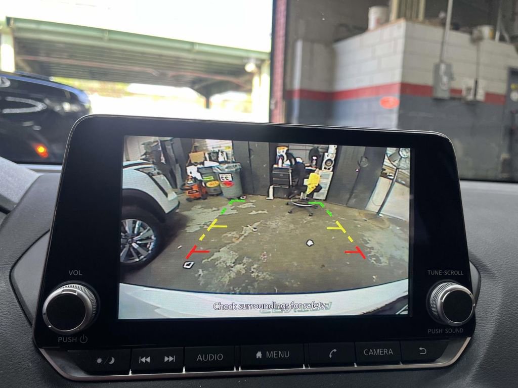 Used 2023 Nissan Sentra SV w/ All-Weather Package FWD image 20