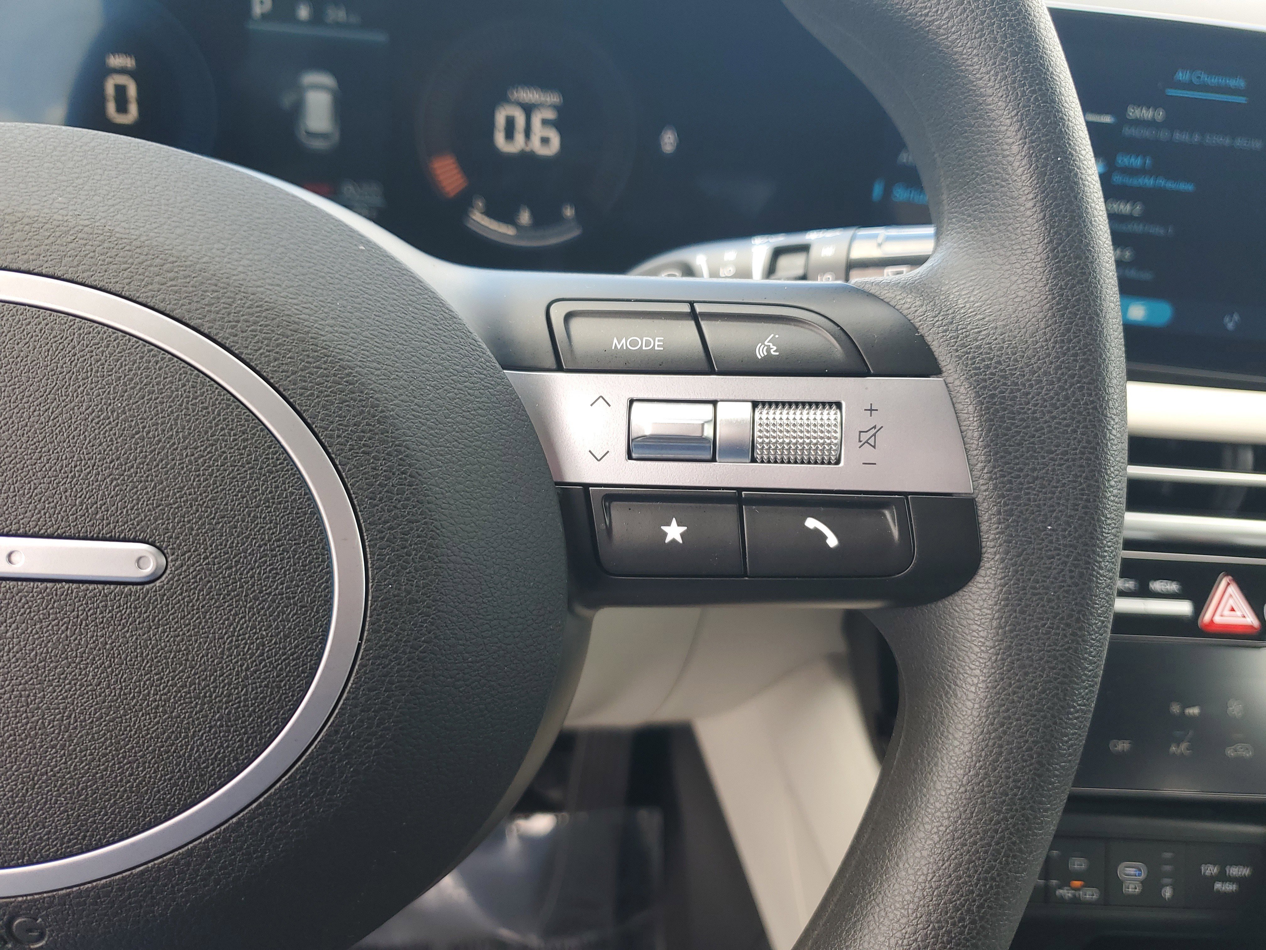 Used 2025 Hyundai Tucson SEL image 23