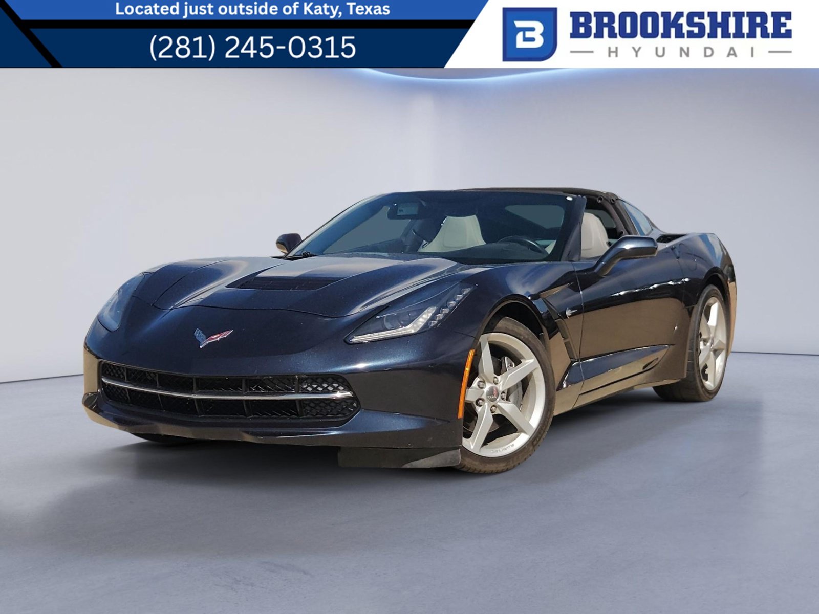 Used 2015 Chevrolet Corvette Stingray Coupe RWD image 1