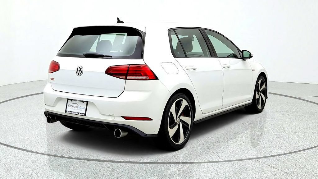 Used 2019 Volkswagen GTI SE FWD image 5