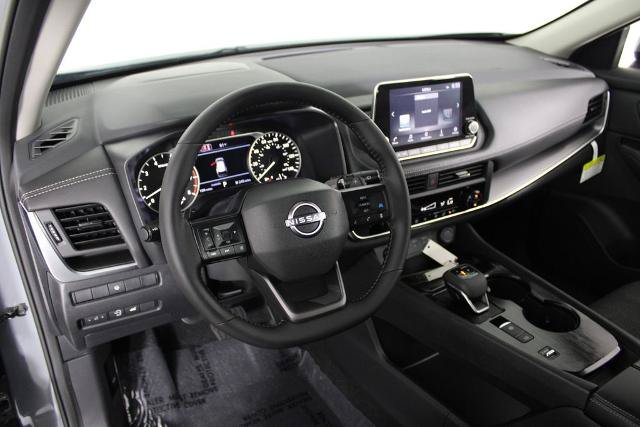 Certified 2026 Nissan Rogue SV FWD image 19
