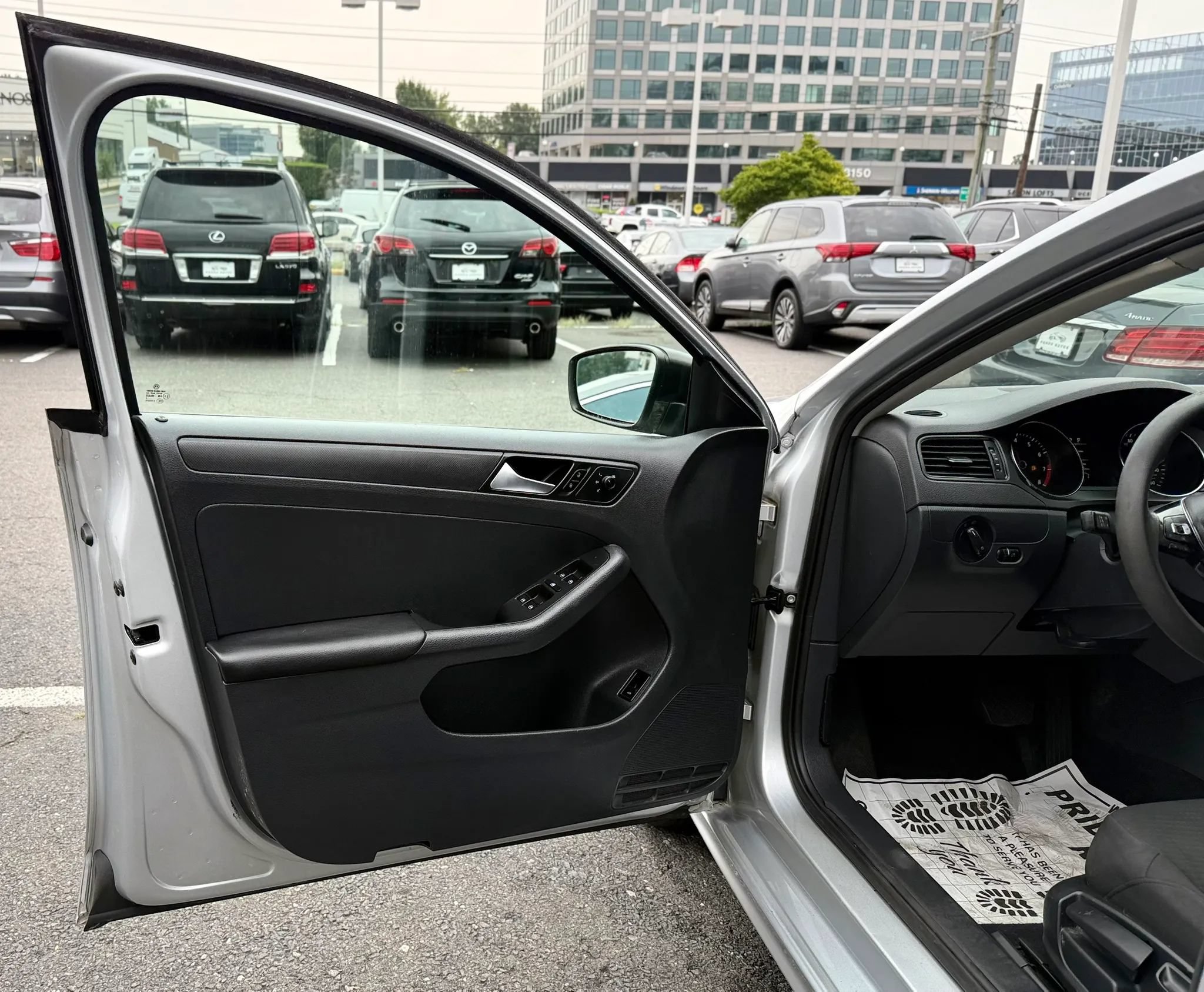 Used 2016 Volkswagen Jetta S FWD image 9
