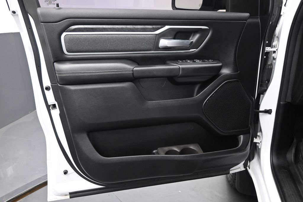 Used 2020 RAM 1500 Big Horn AWD/4WD image 12