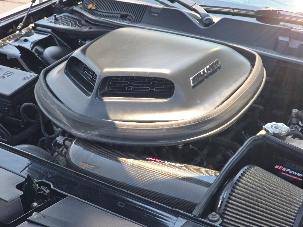 Used 2017 Dodge Challenger R/T Plus RWD image 16