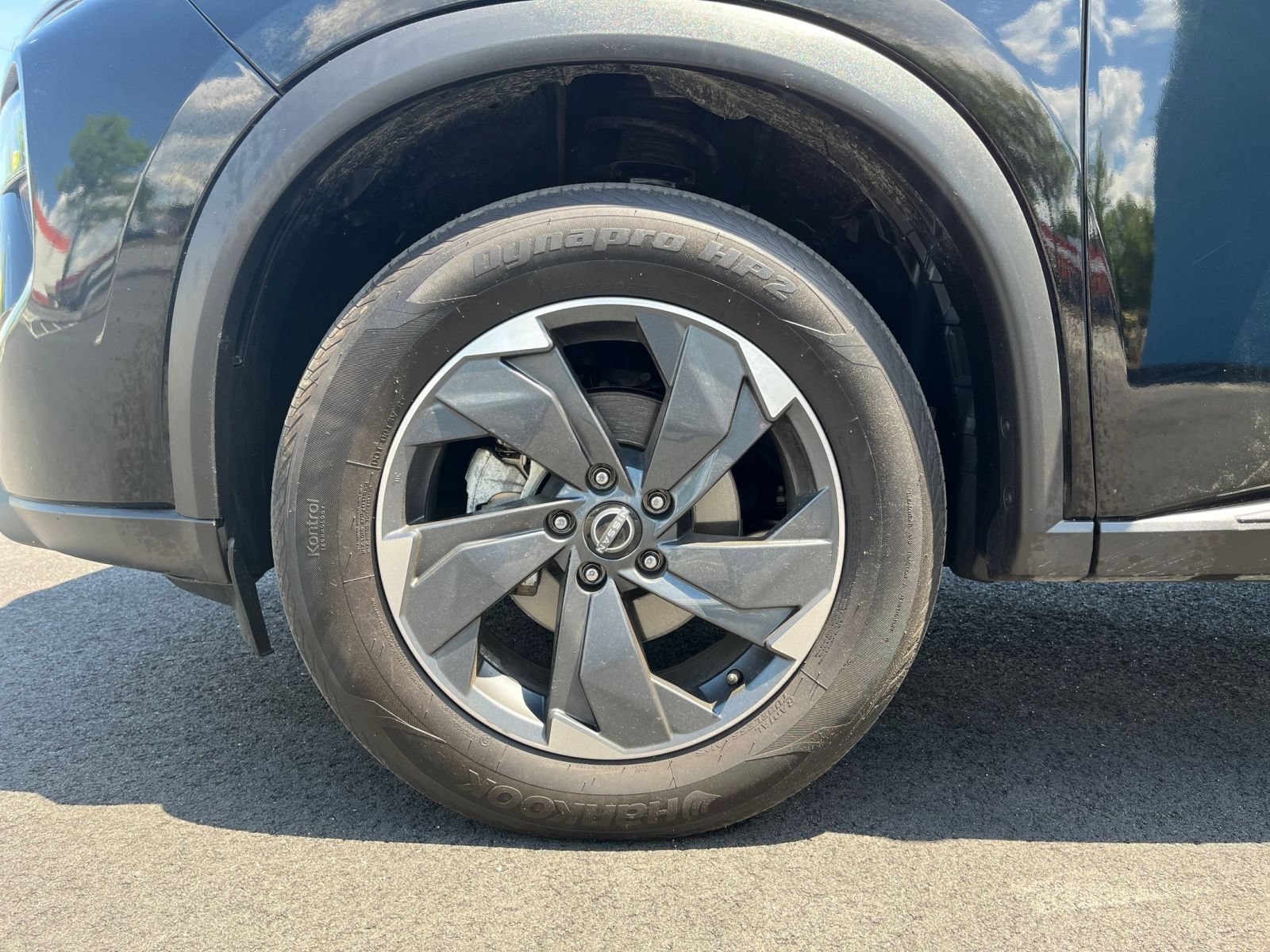 Used 2025 Nissan Rogue SV AWD/4WD image 35