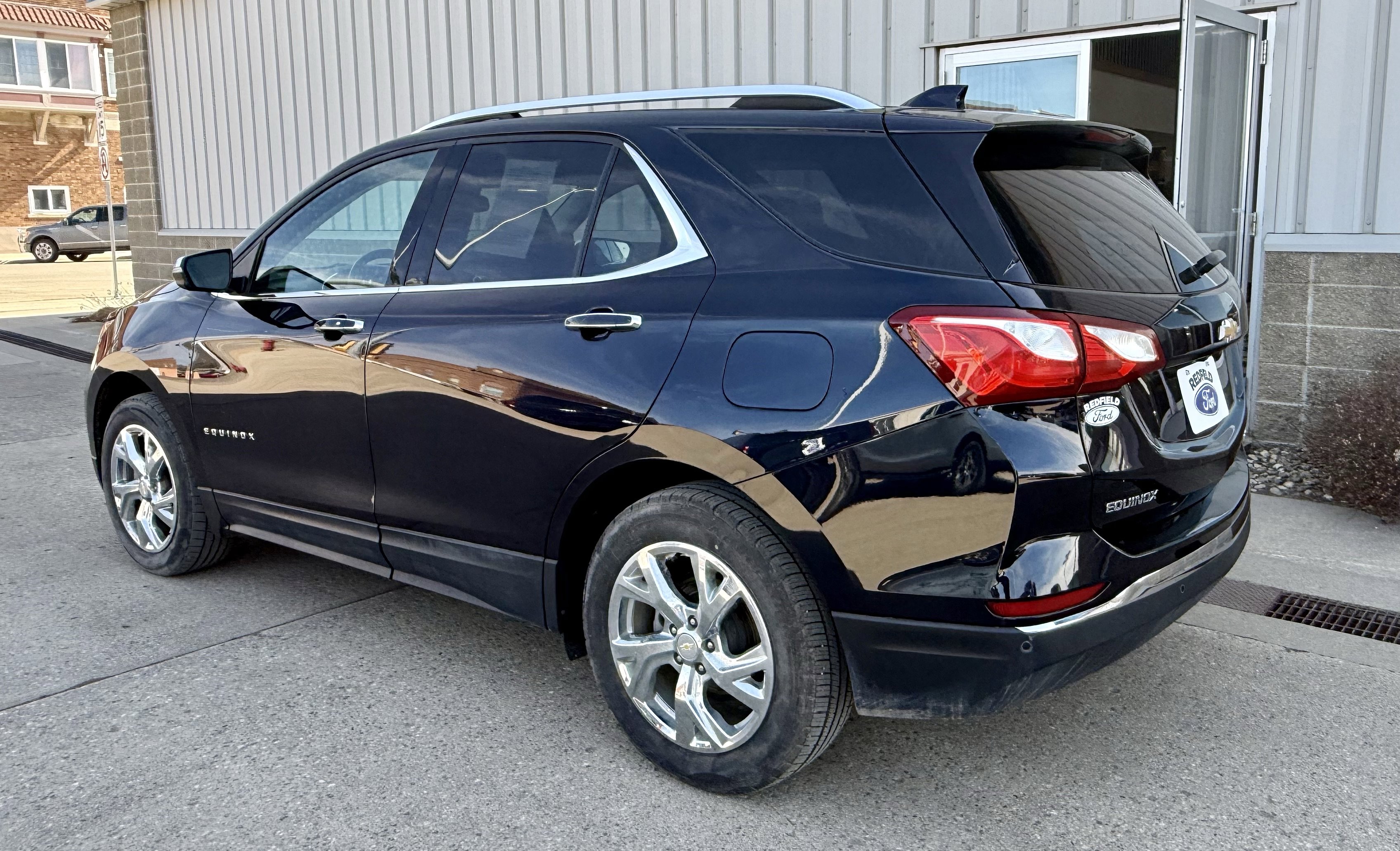 Used 2021 Chevrolet Equinox Premier AWD/4WD image 5