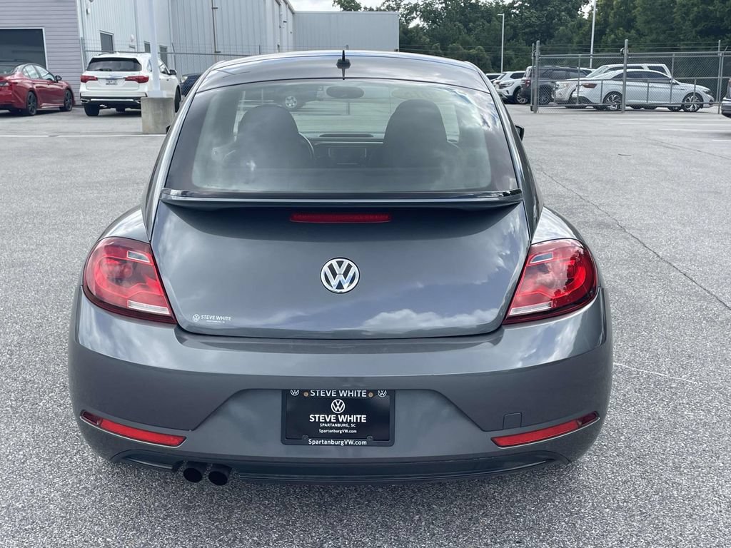 Used 2018 Volkswagen Beetle 2.0T S FWD image 6