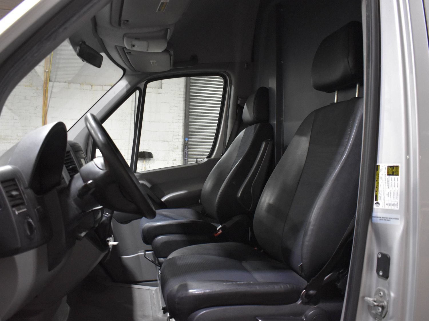 Used 2017 Mercedes-Benz Sprinter 3500 image 9