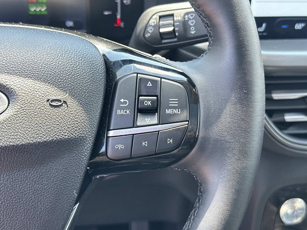 Used 2025 Ford Escape SE FWD image 20
