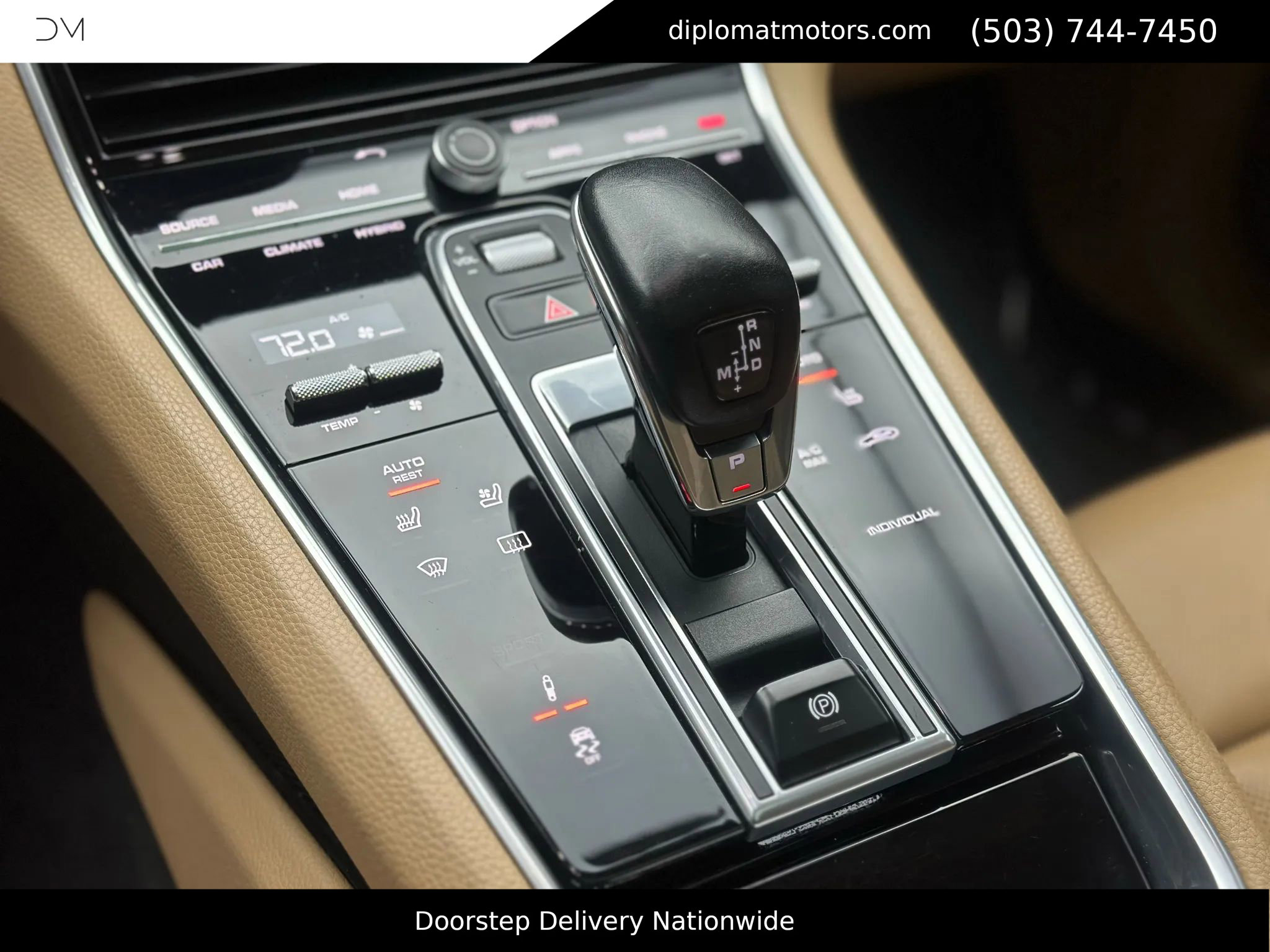 Used 2018 Porsche Panamera 4 image 25