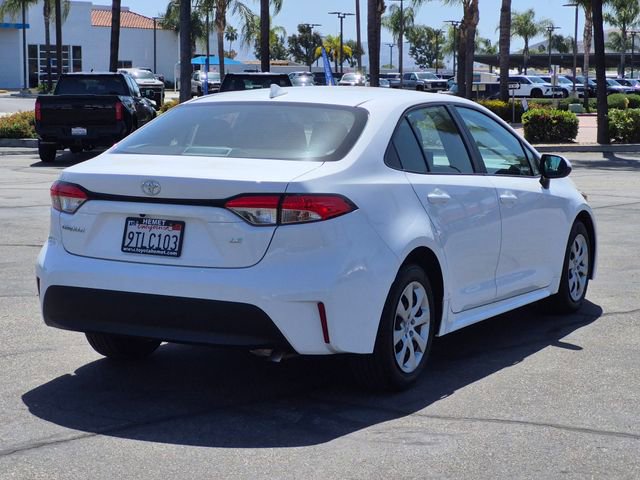Used 2025 Toyota Corolla LE image 5