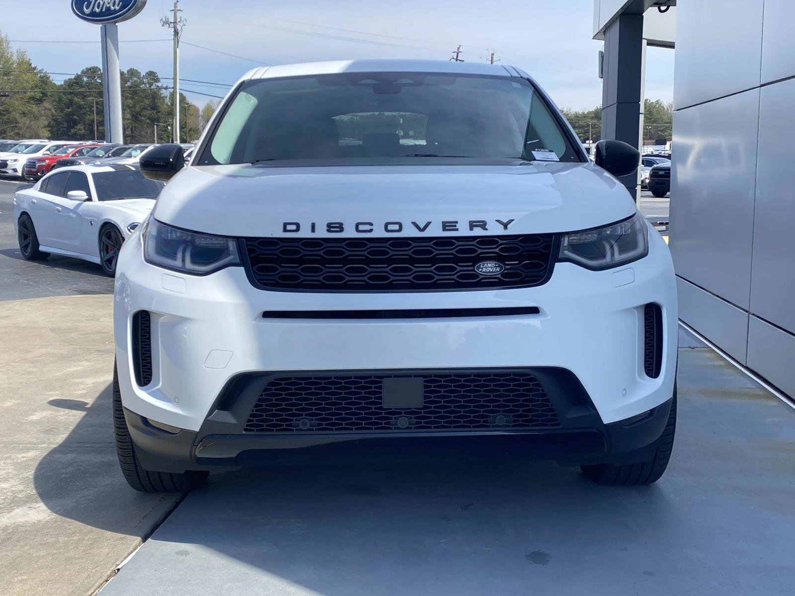Used 2022 Land Rover Discovery Sport SE image 12