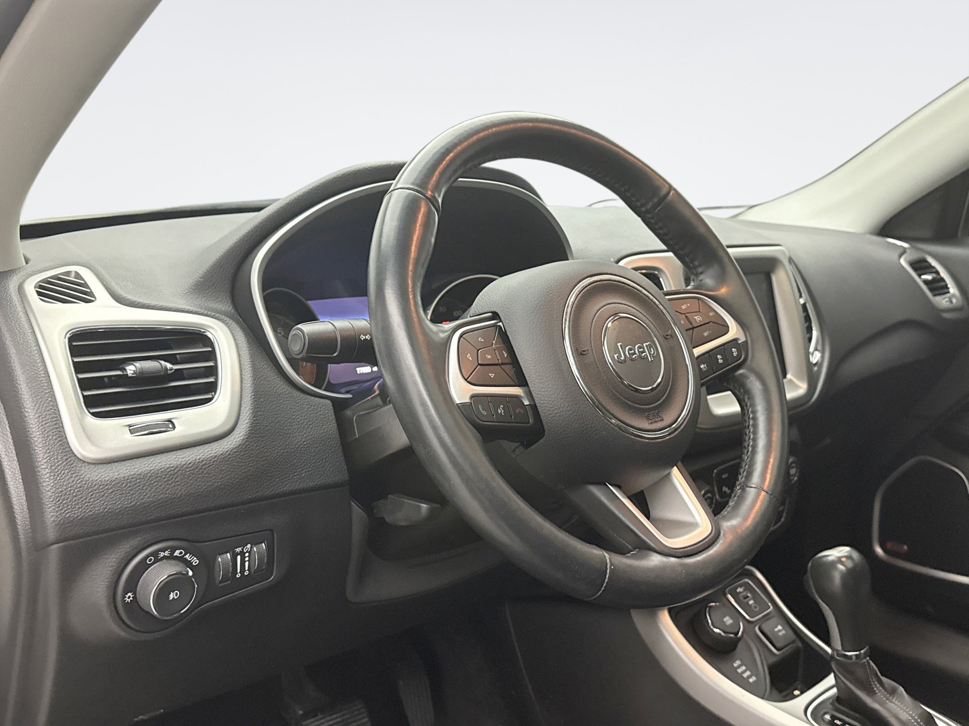 Used 2019 Jeep Compass High Altitude image 7