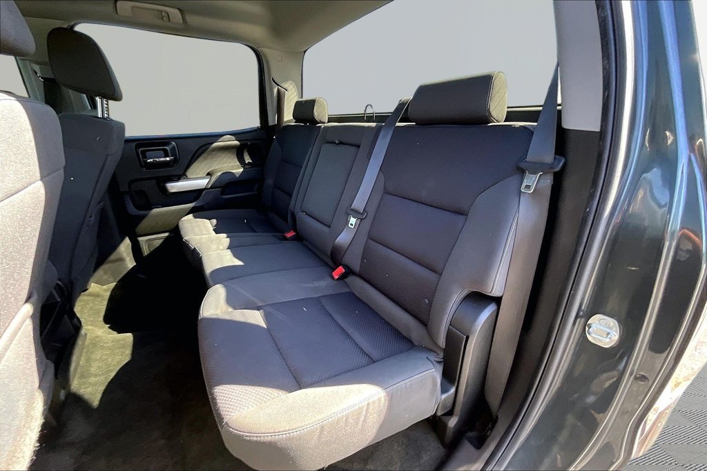 Used 2018 Chevrolet Silverado 1500 LT w/ All Star Edition AWD/4WD image 26